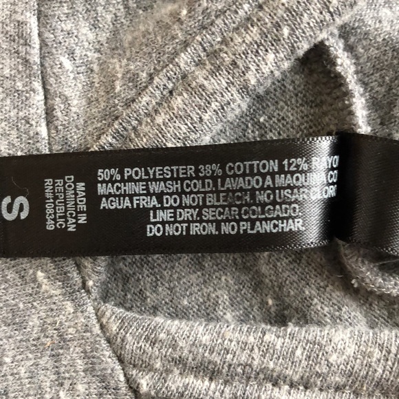 3/$25 - Easy Wear grey long sleeve hooded tshirt - Picture 4 of 10